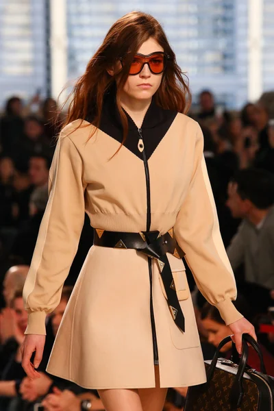 Look 52